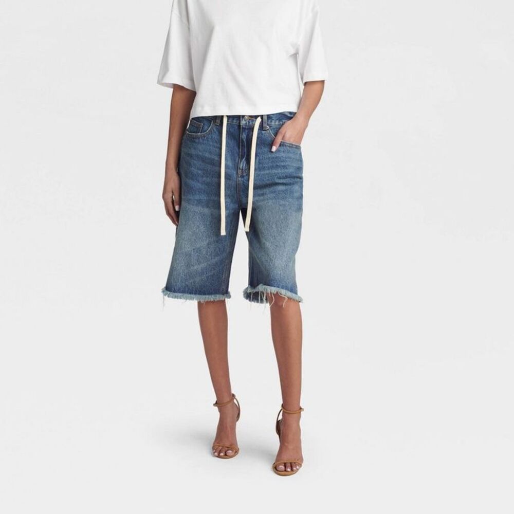 KBB by KAHLANA Women's 'The Lynnox Shorts' - Dark Wash 10